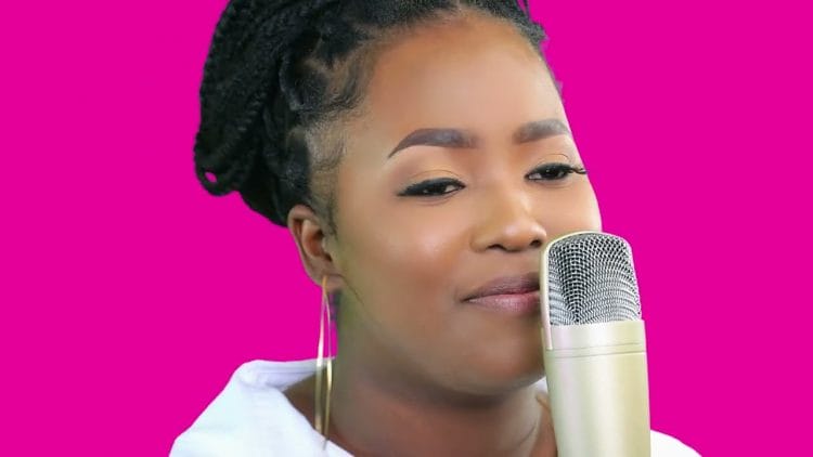 Blaq Major & Charlotte Lyf – Uthando Aluboni
